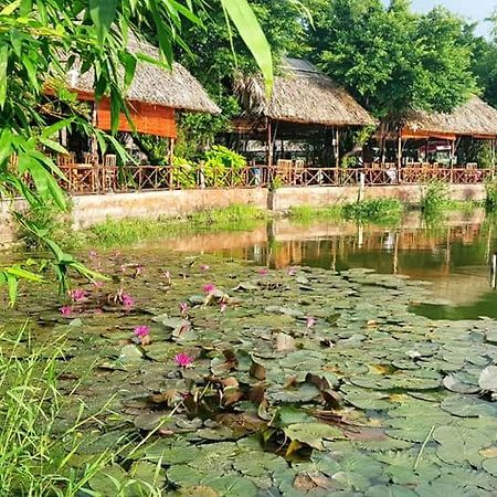 Ho Nam Resort Bac Lieu Bagian luar foto
